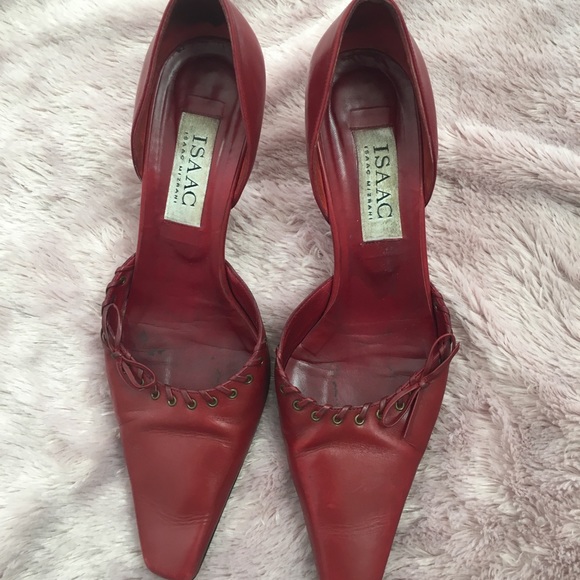 Isaac Mizrahi D’Orsay Kitten Heels. - Picture 2 of 5